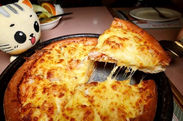 【2023 台北最推薦的必吃披薩美食懶人包】- 鄉民食堂推薦 8間台北最好吃Pizza！